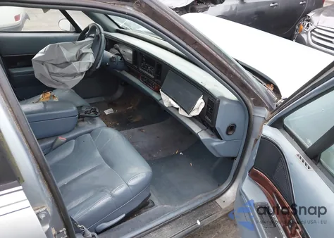 1997 Buick Lesabre Custom из США, поврежденный, VIN 1G4HP52K1VH617311